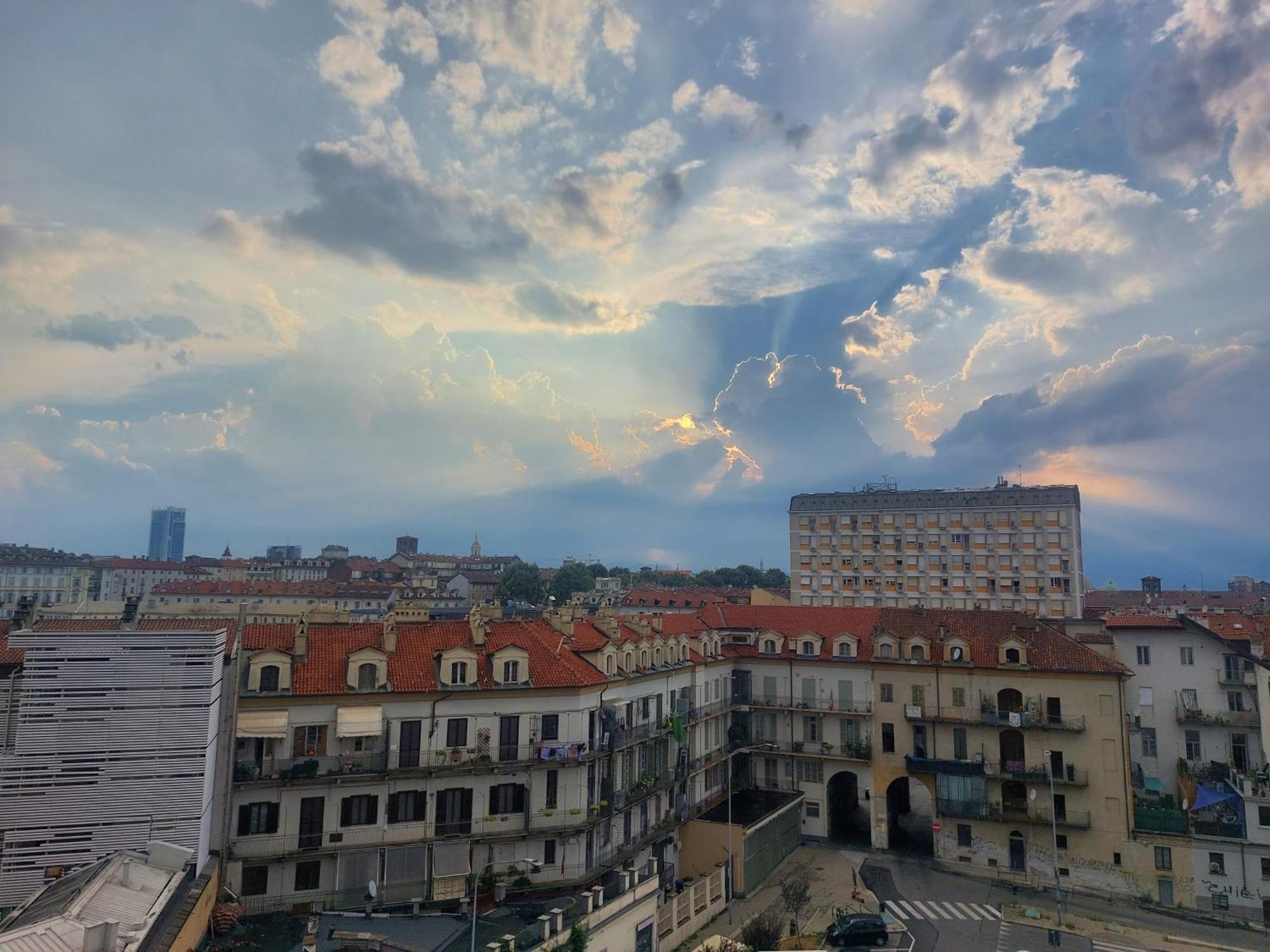 ホテル Il Cielo Sopra Torino エクステリア 写真